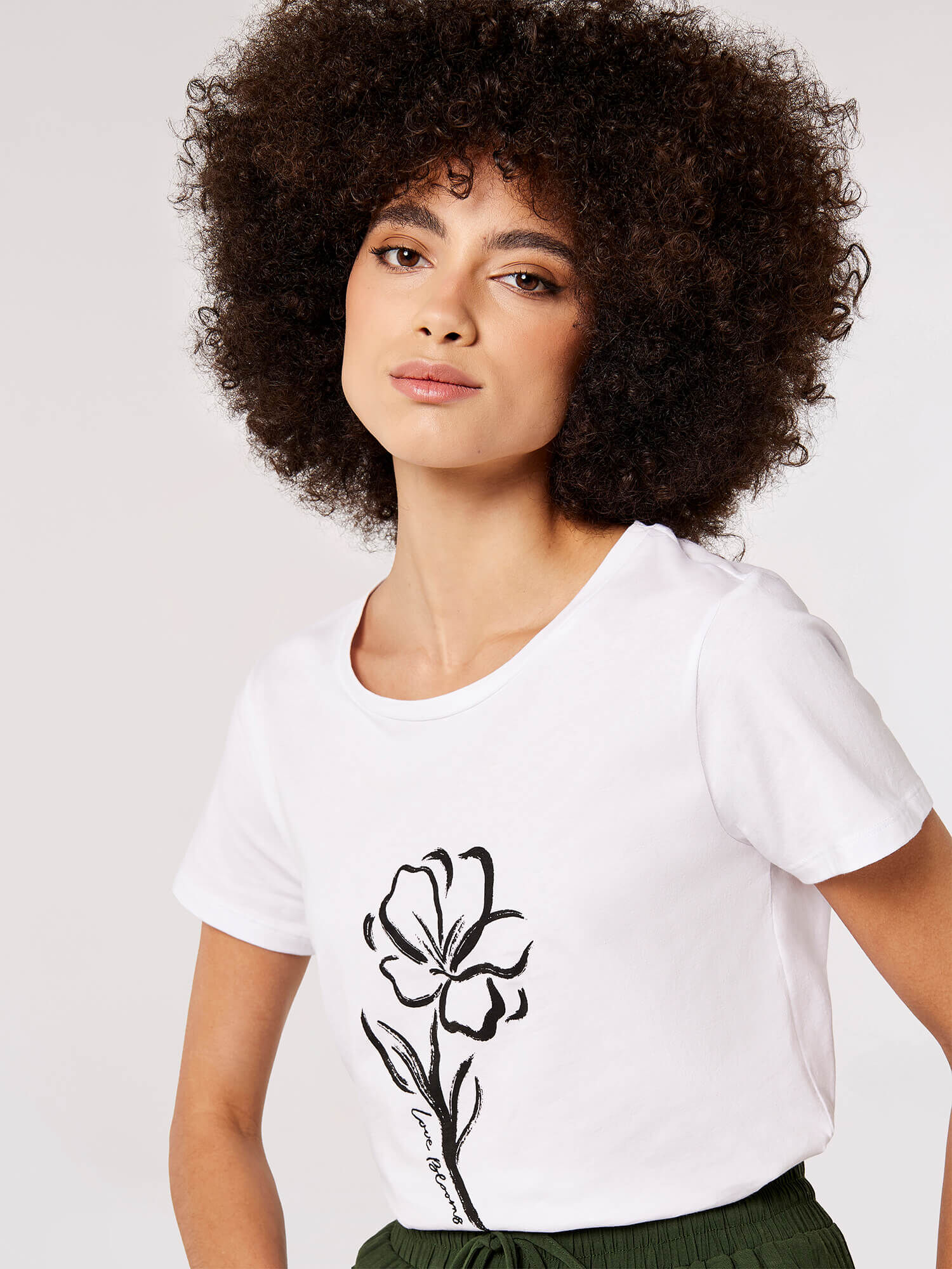 Abstract Flower Tee | Apricot Clothing