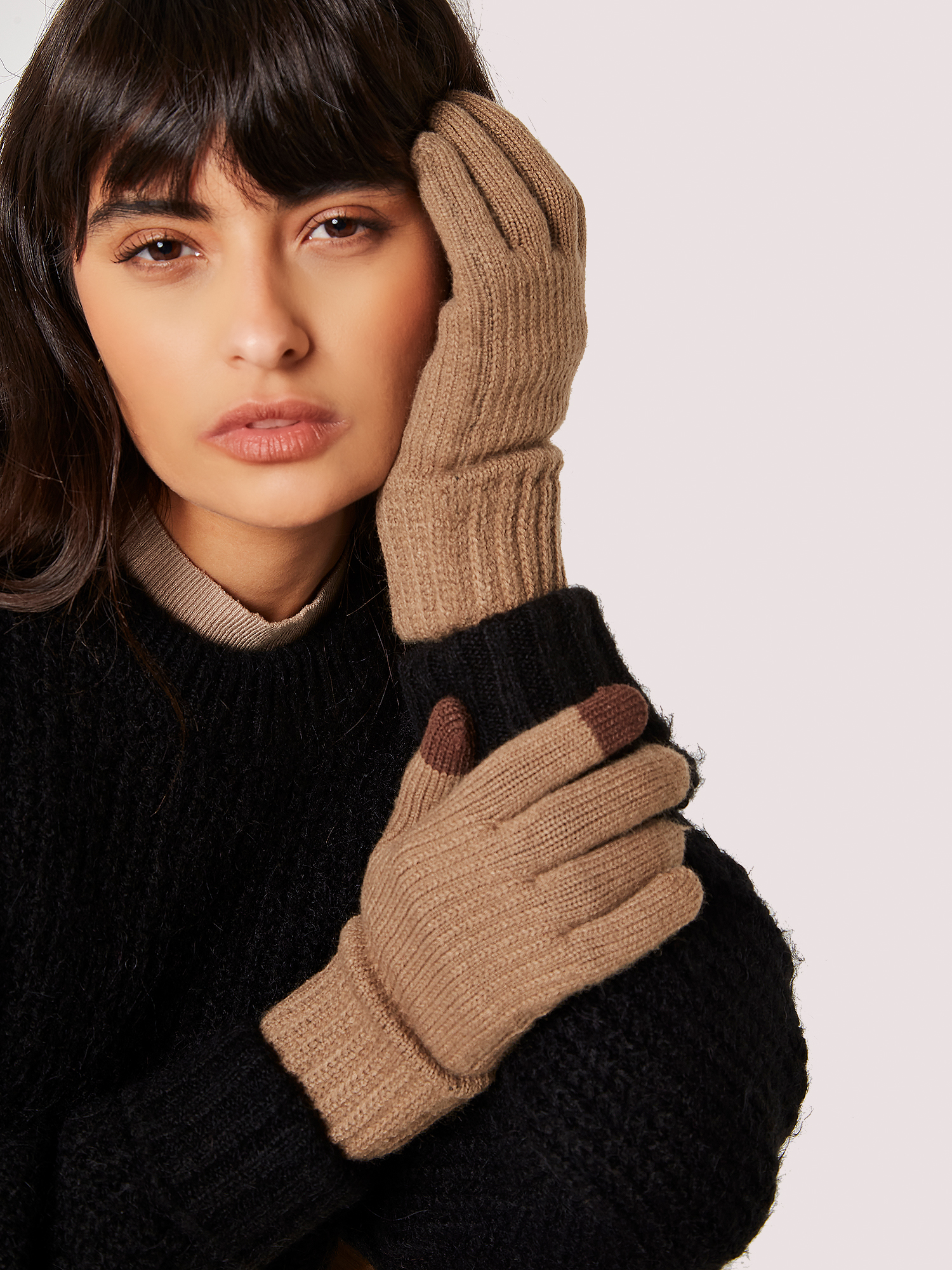 Ribbed Knit Touch Screen Gloves | Apricot Clothing